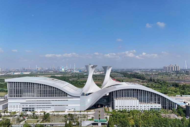 熊猫体育武汉公司两青工被聘为“湖北青年环境 友好使者”