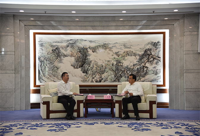 熊猫体育集团董事长乔德卫拜会济南市政府领导